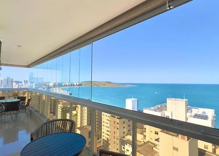 Desfrute De Um Moderno Apto Na Praia Do Morro, Com Deslumbrante Vista Mar, A Uma Quadra Da Praia, Redes De Protecao, Quartos Com Ar Condicionado, Roupas De Cama E Banho, Tv 65, Internet 500 Mega, Predio Com Piscina E Portaria 24 Horas