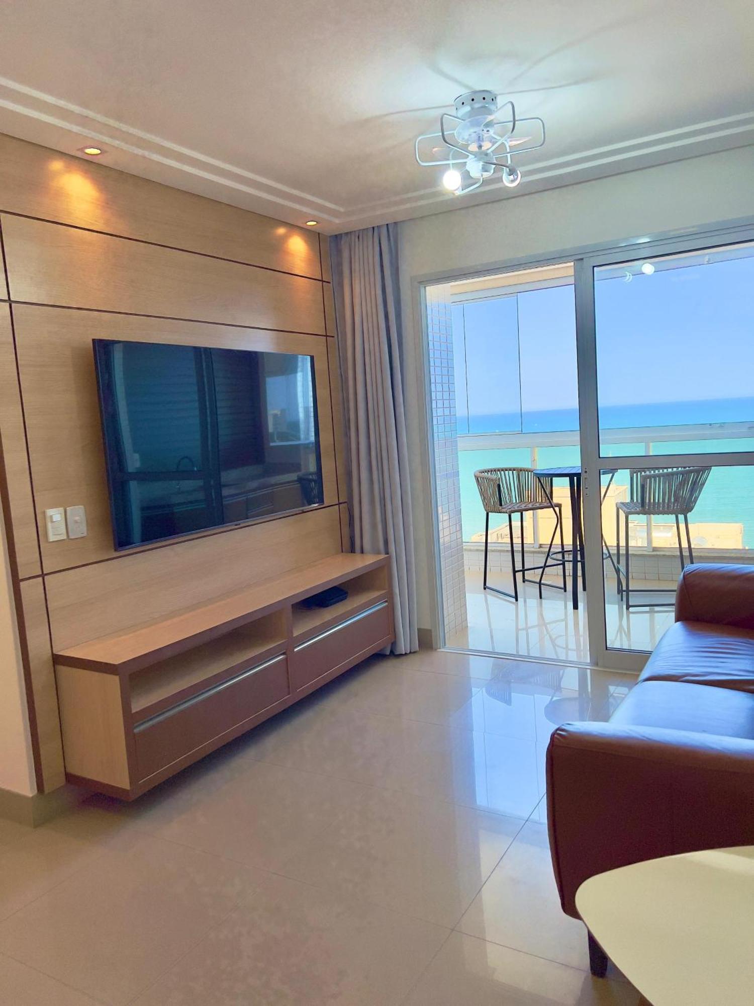 Desfrute De Um Moderno Apto Na Do Morro, Com Deslumbrante Vista Mar, A Uma Quadra Da Praia, Redes De Protecao, Quartos Com Ar Condicionado, Roupas De Cama E Banho, Tv 65, Internet 500 Mega, Predio Com Piscina E Portaria 24 *